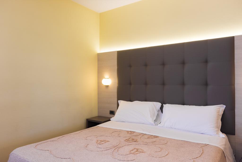Park Hotel Ristorante Ca' Bianca Istrana Habitación foto