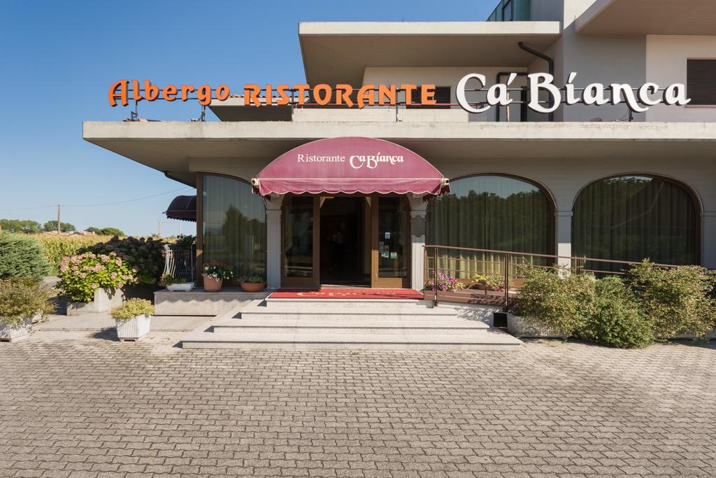 Park Hotel Ristorante Ca' Bianca Istrana Exterior foto